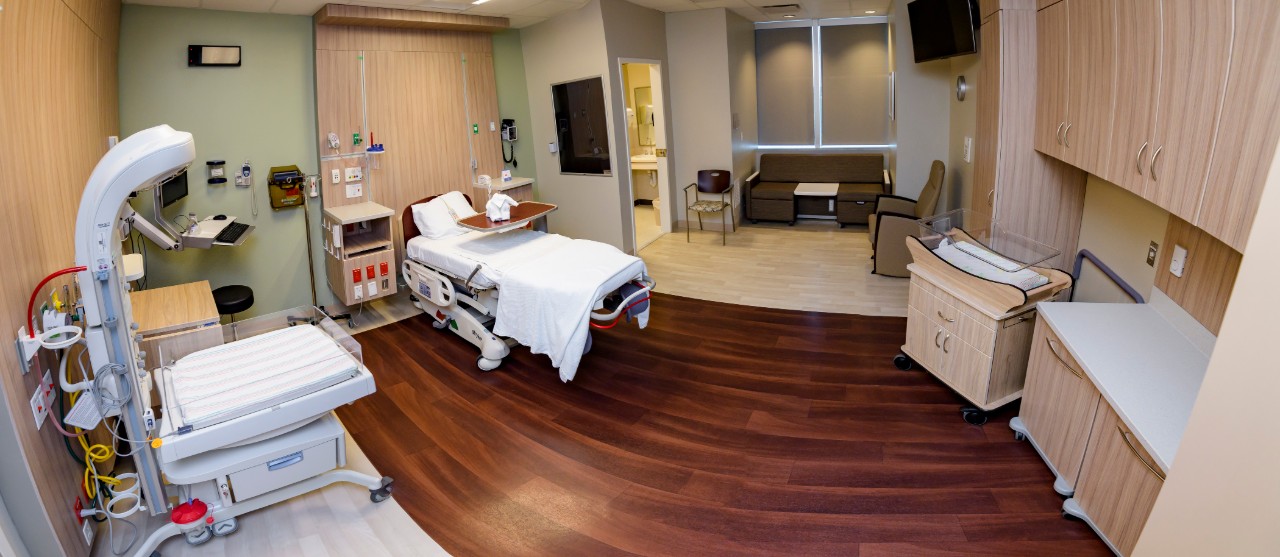Clear Lake Campus Labor and Delivery room