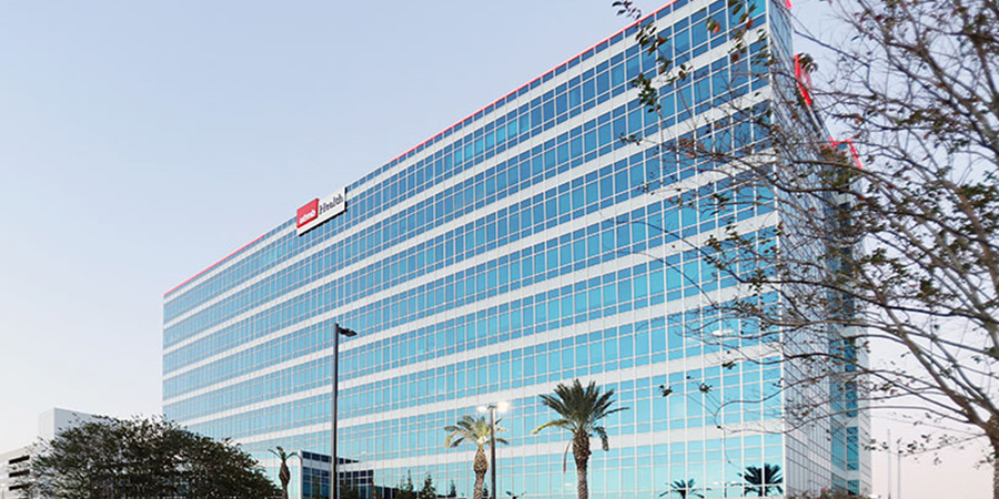 Exterior view of Clear Lake Campus